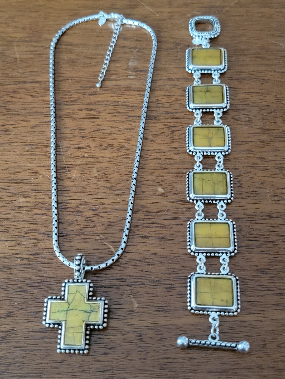 Premier Designs necklace & bracelet